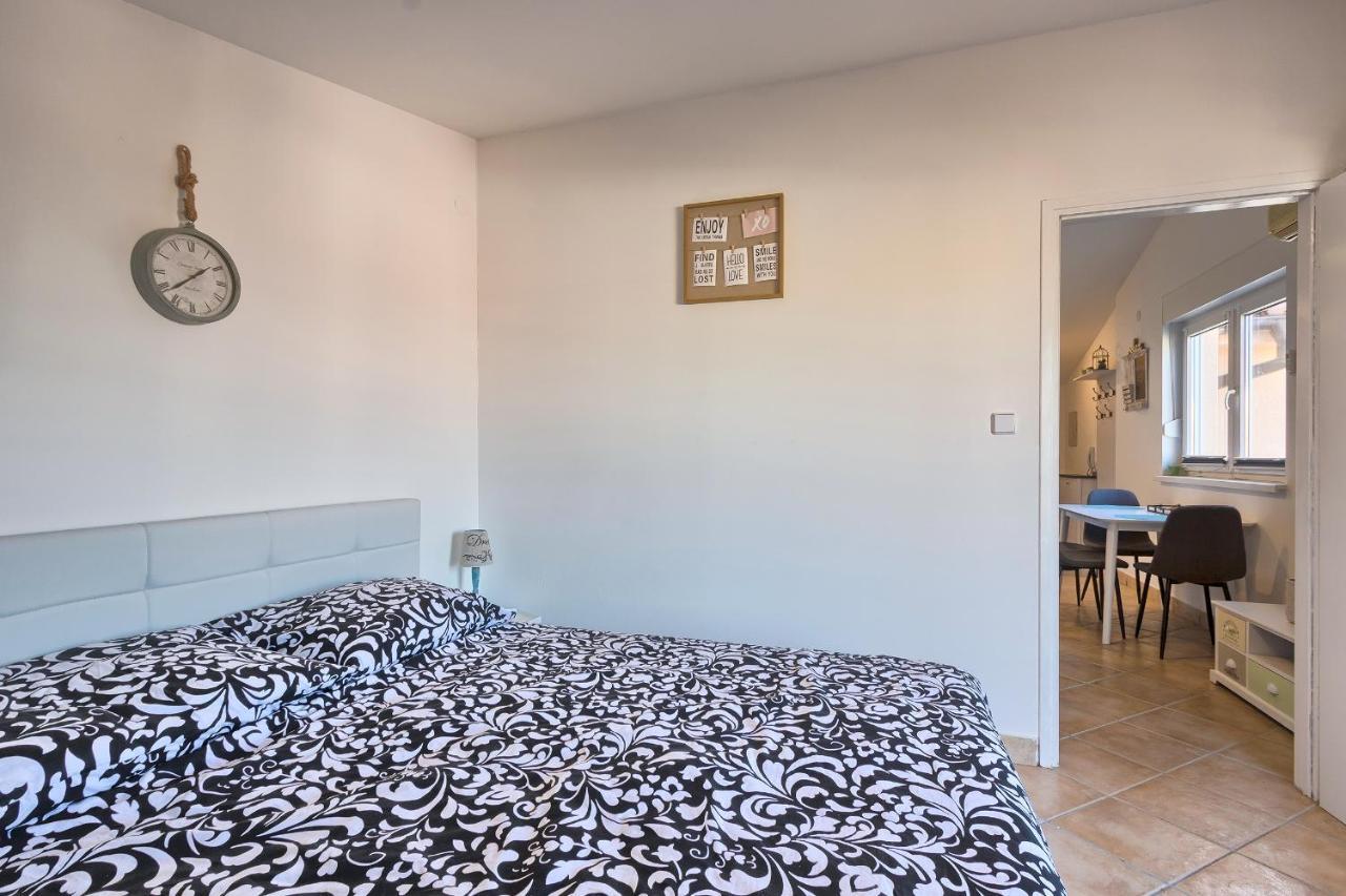 Ferienwohnung Brijuni Loft Pula Exterior foto